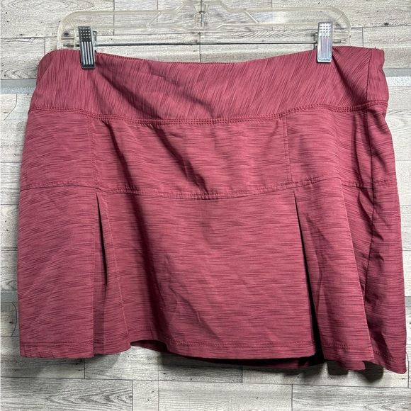Etonic Raspberry Mini Skort - Picture 3 of 4